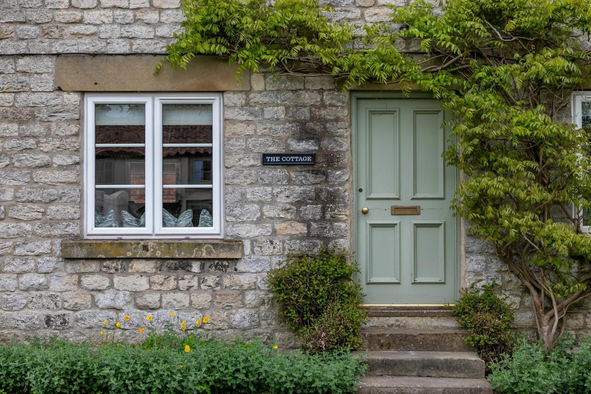 Pretty Yorkshire Stone Cottage Harome Extérieur photo